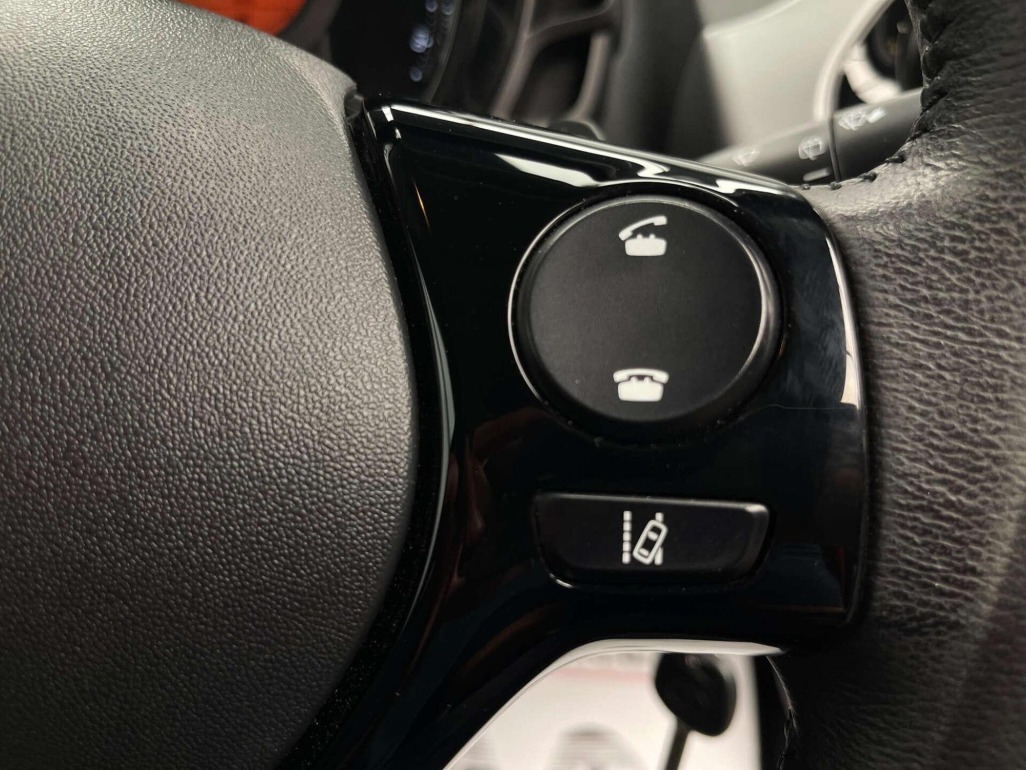 2020 Toyota AYGO image 16