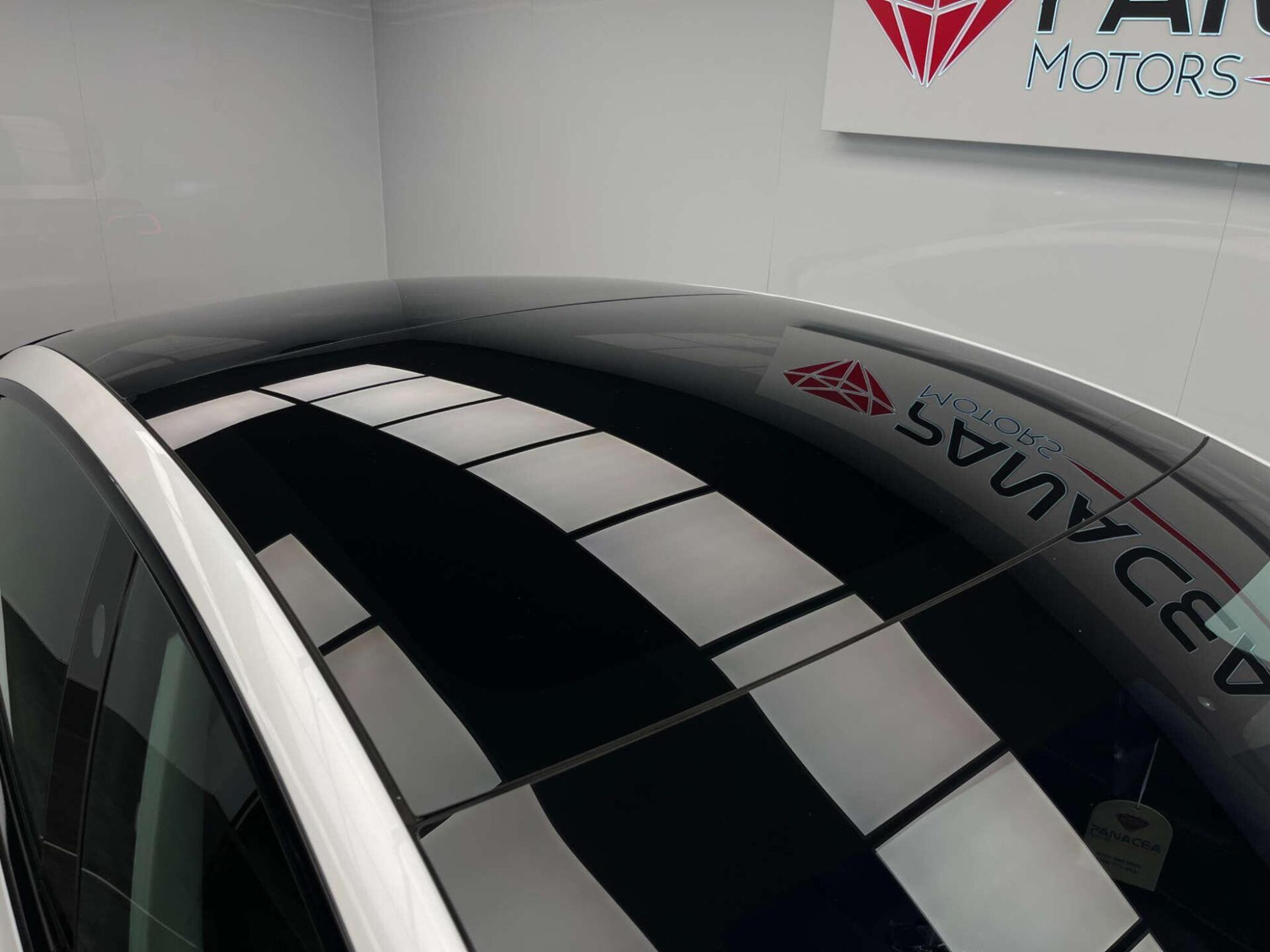 2020 Tesla Model 3 image 10