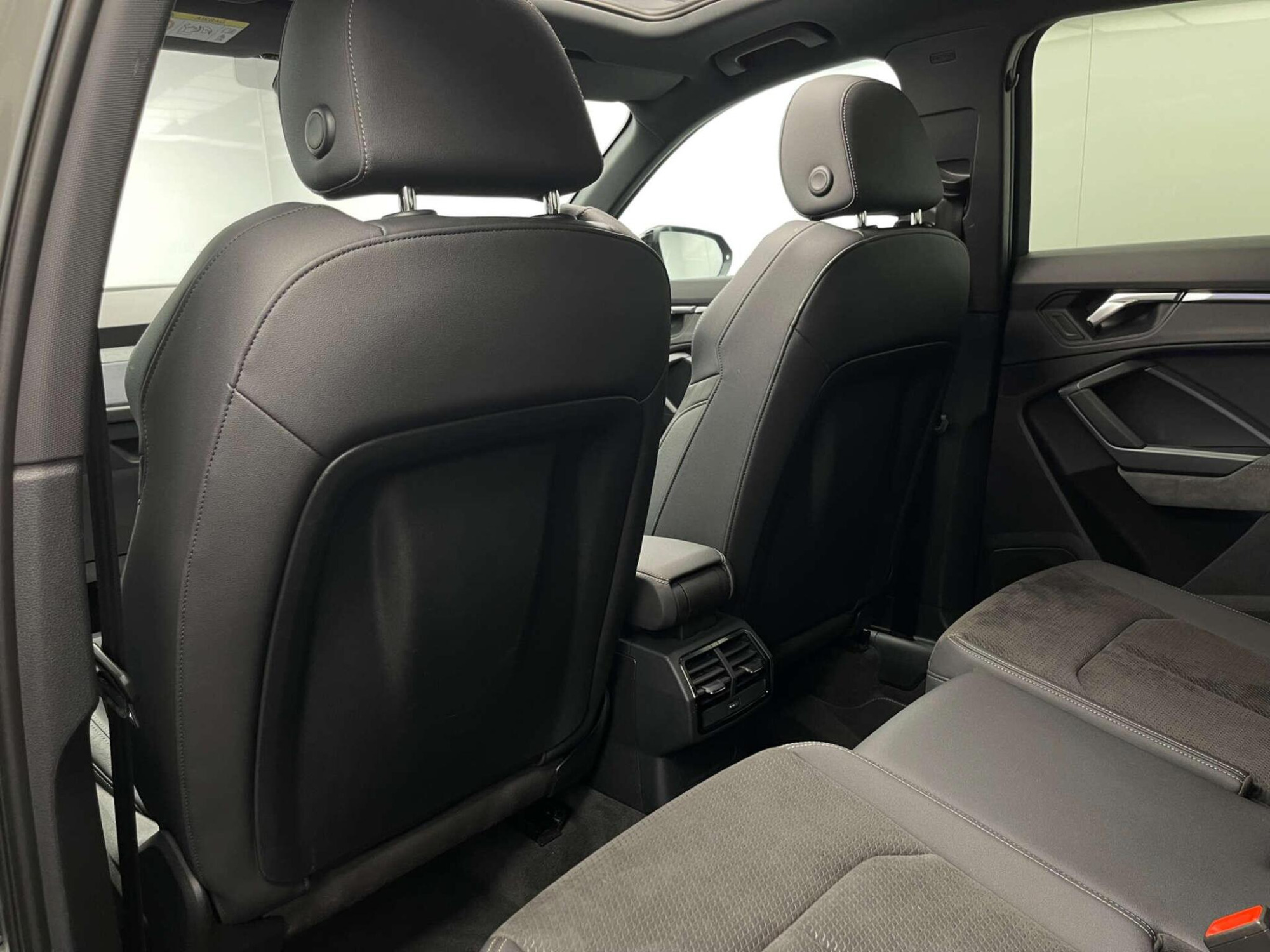 2020 Audi Q3 image 44