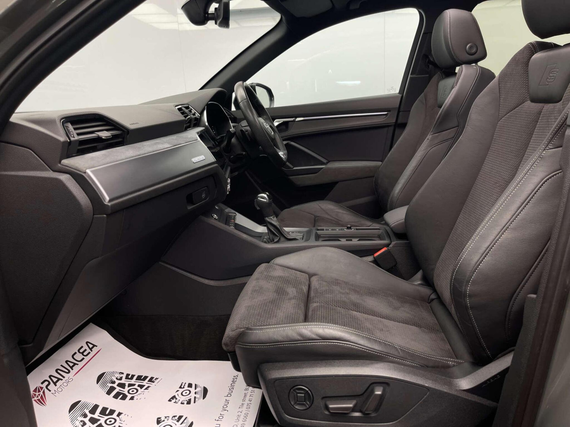 2020 Audi Q3 image 42
