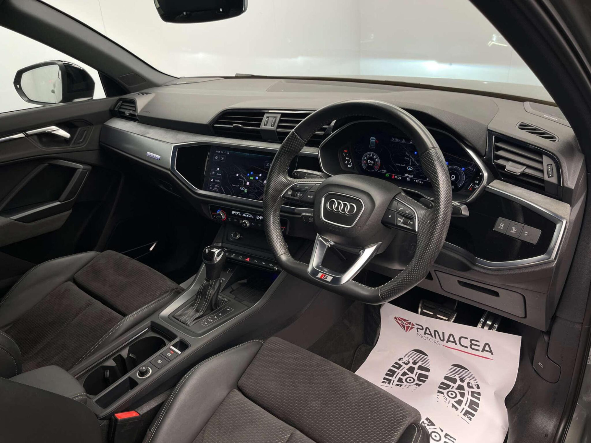 2020 Audi Q3 image 13