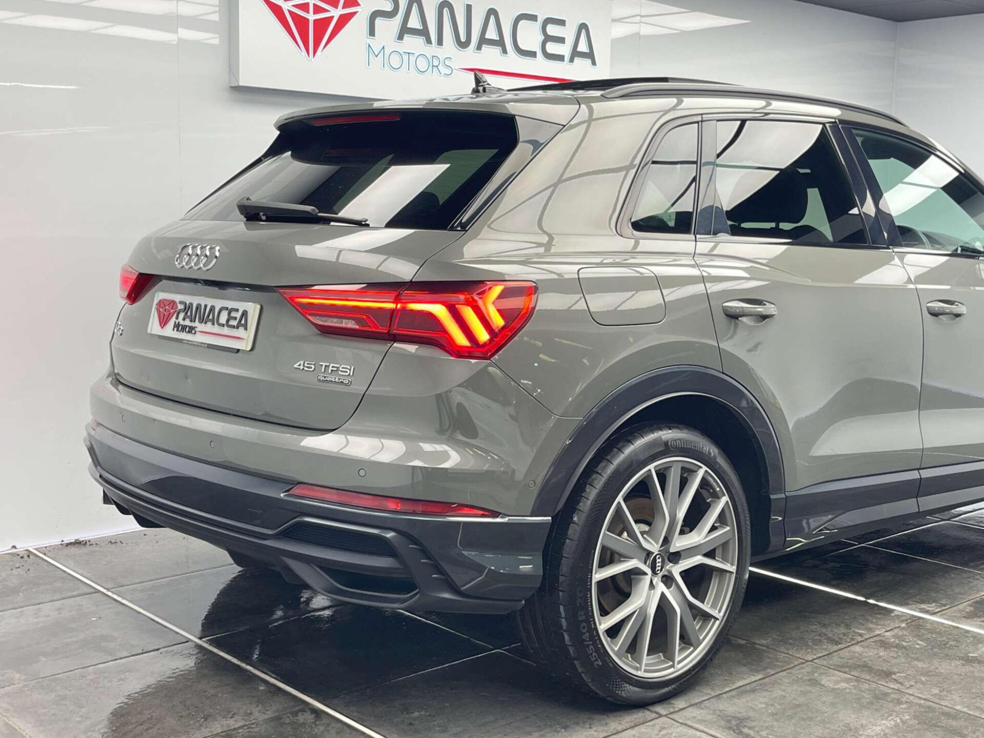 2020 Audi Q3 image 9