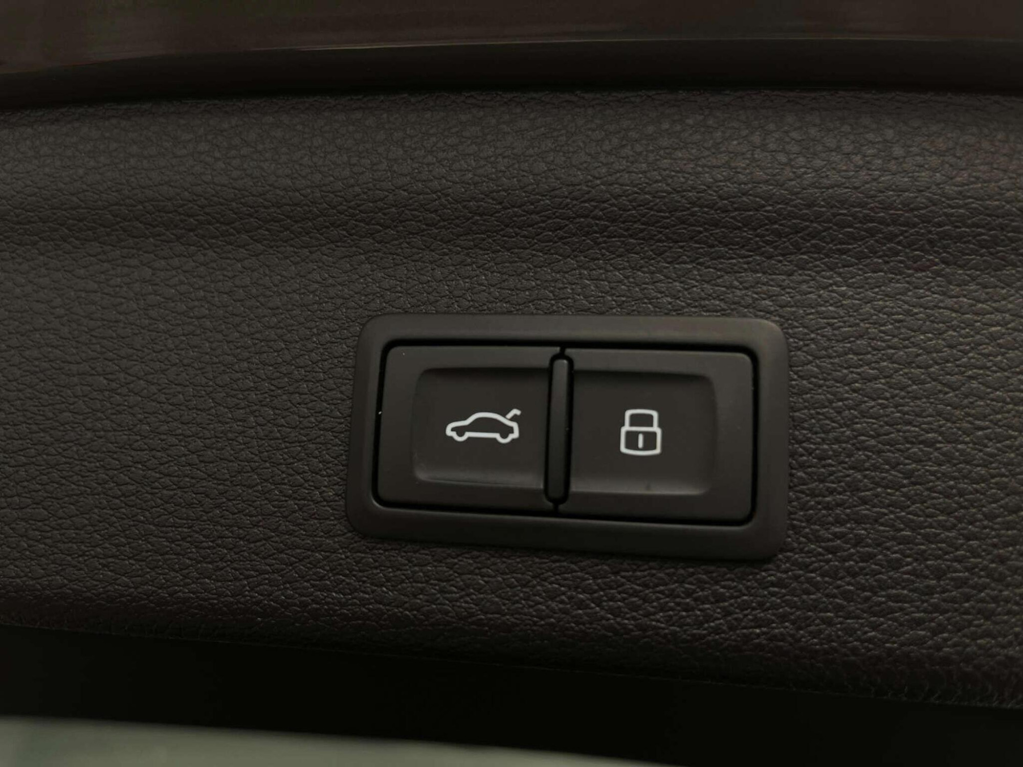 2020 Audi Q3 image 40