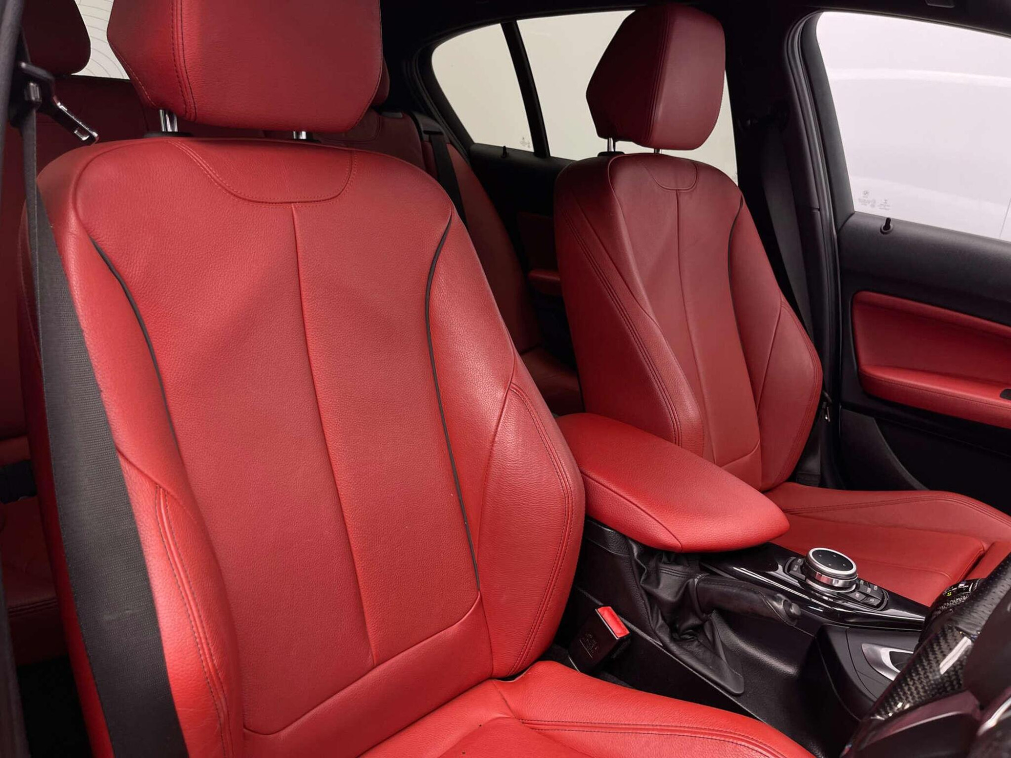 2015 BMW 1 SERIES image 15