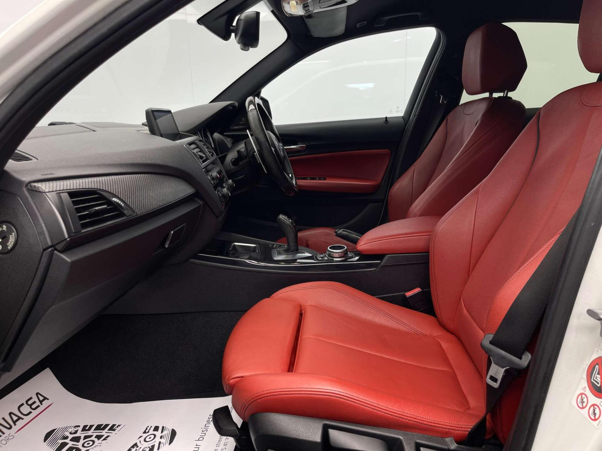 2015 BMW 1 SERIES image 41