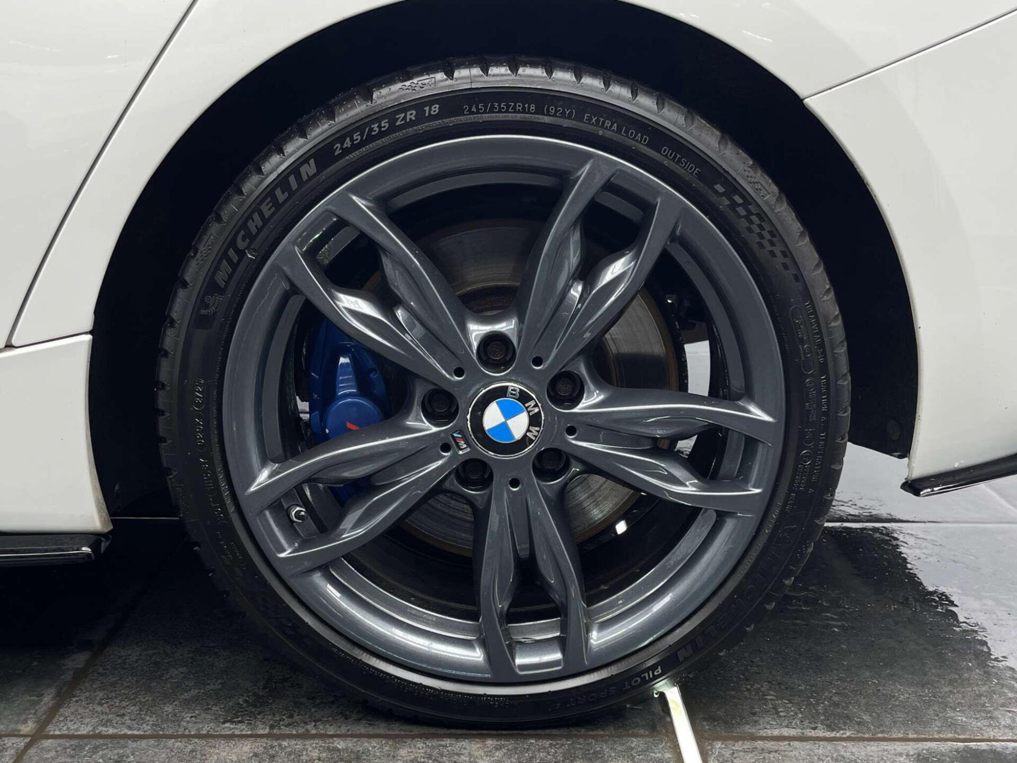 2015 BMW 1 SERIES image 33