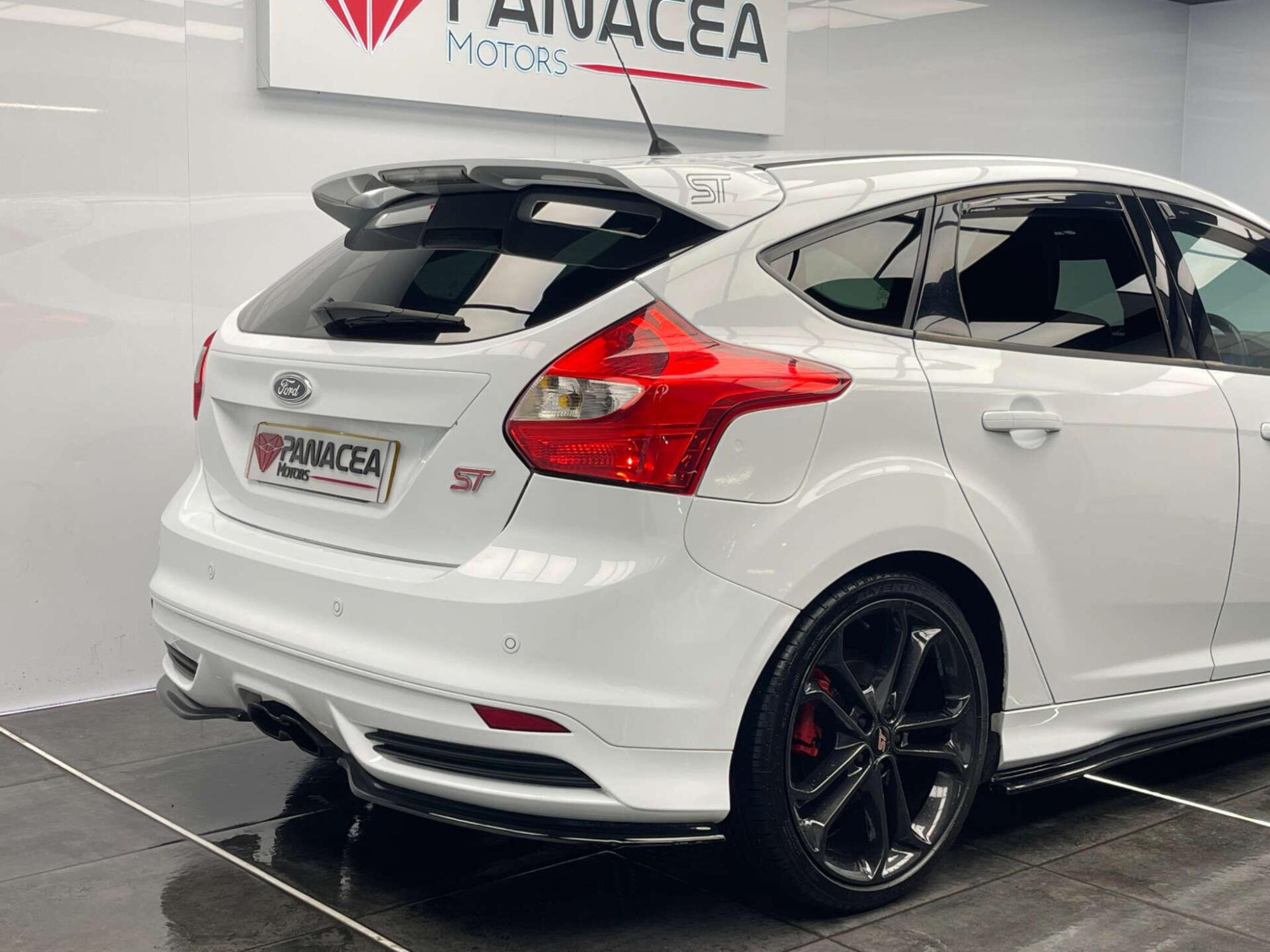 2012 Ford FOCUS image 28