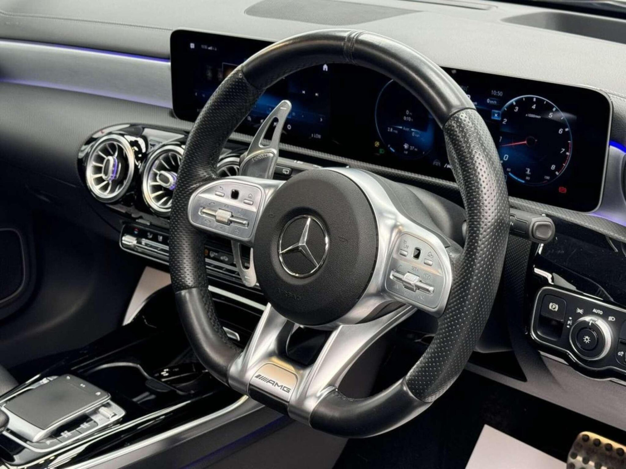 2019 Mercedes-Benz A-CLASS image 2