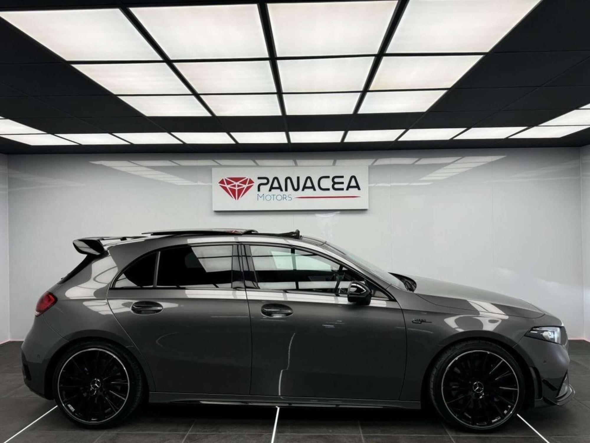 2019 Mercedes-Benz A-CLASS image 3