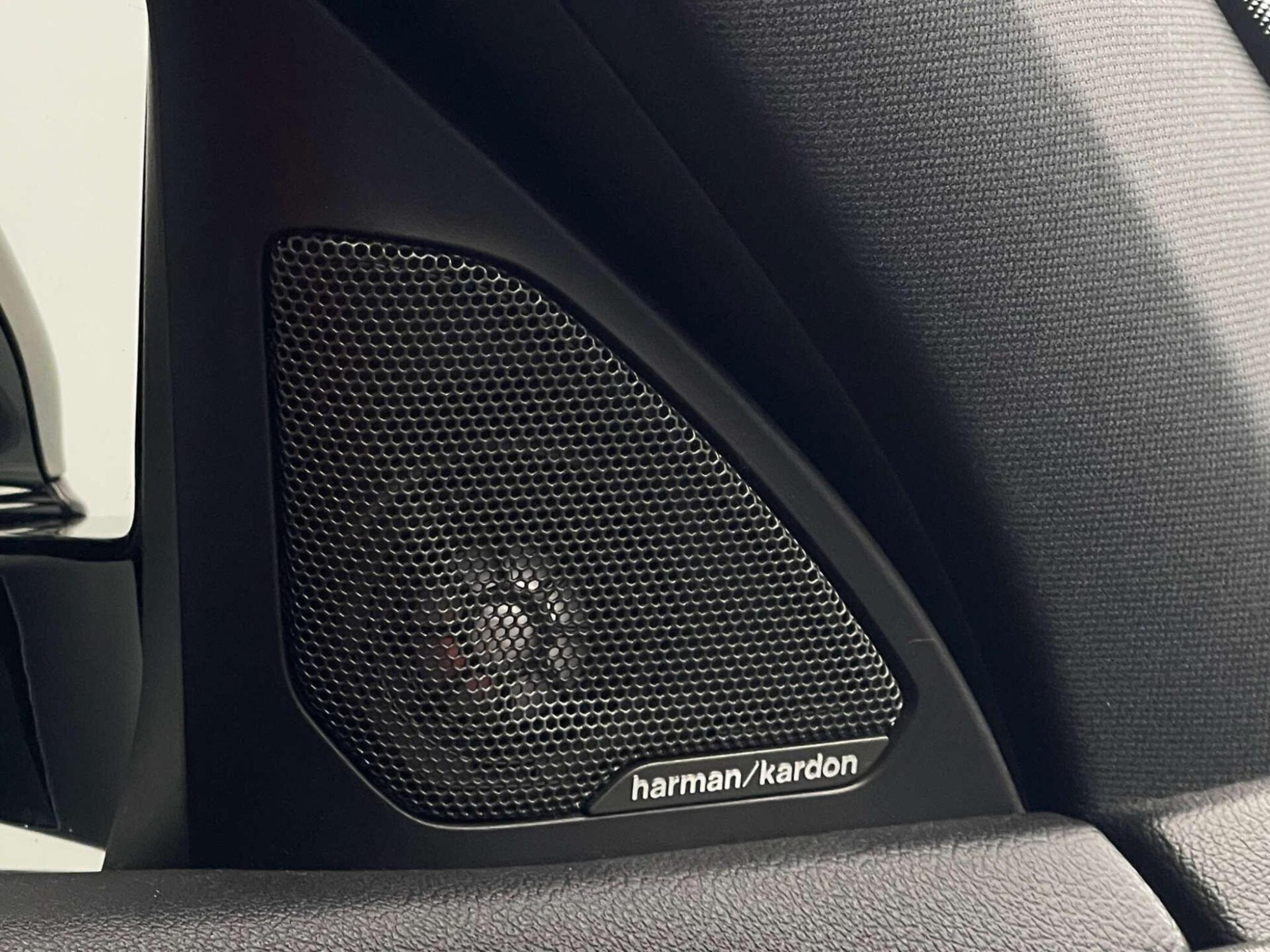 2020 BMW 1 SERIES image 20