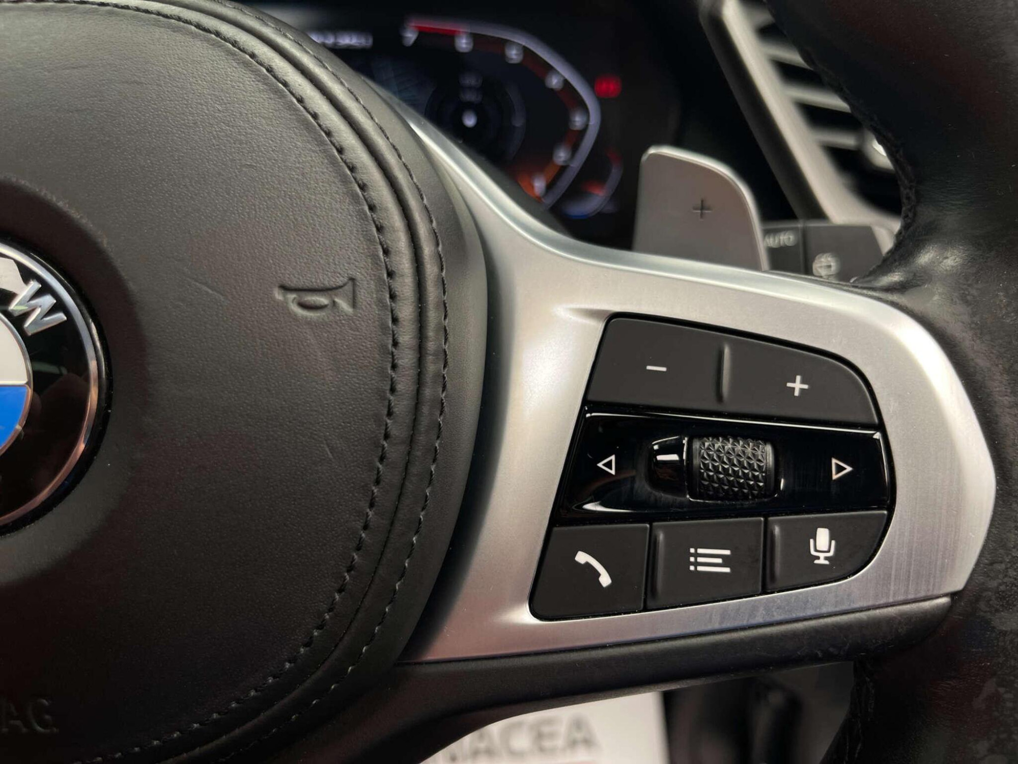 2020 BMW 1 SERIES image 18