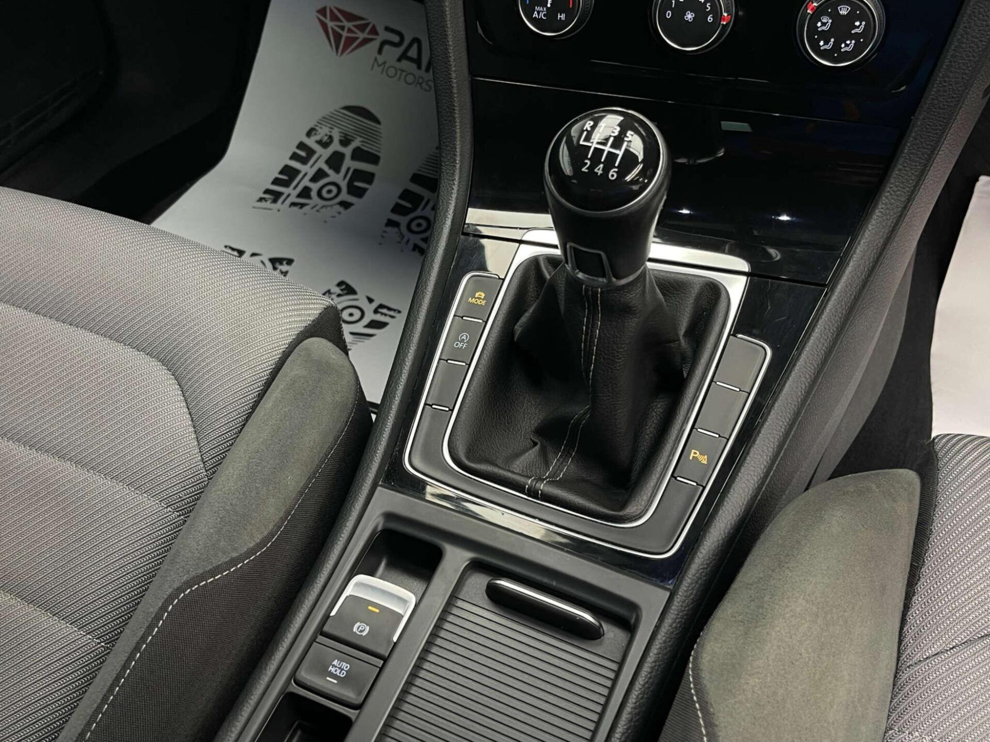 2016 Volkswagen GOLF image 18