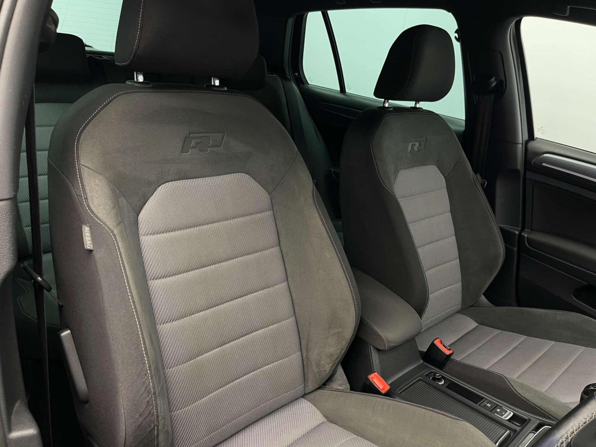 2016 Volkswagen GOLF image 8