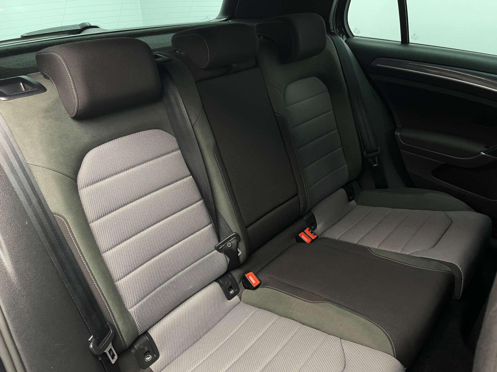 2016 Volkswagen GOLF image 20