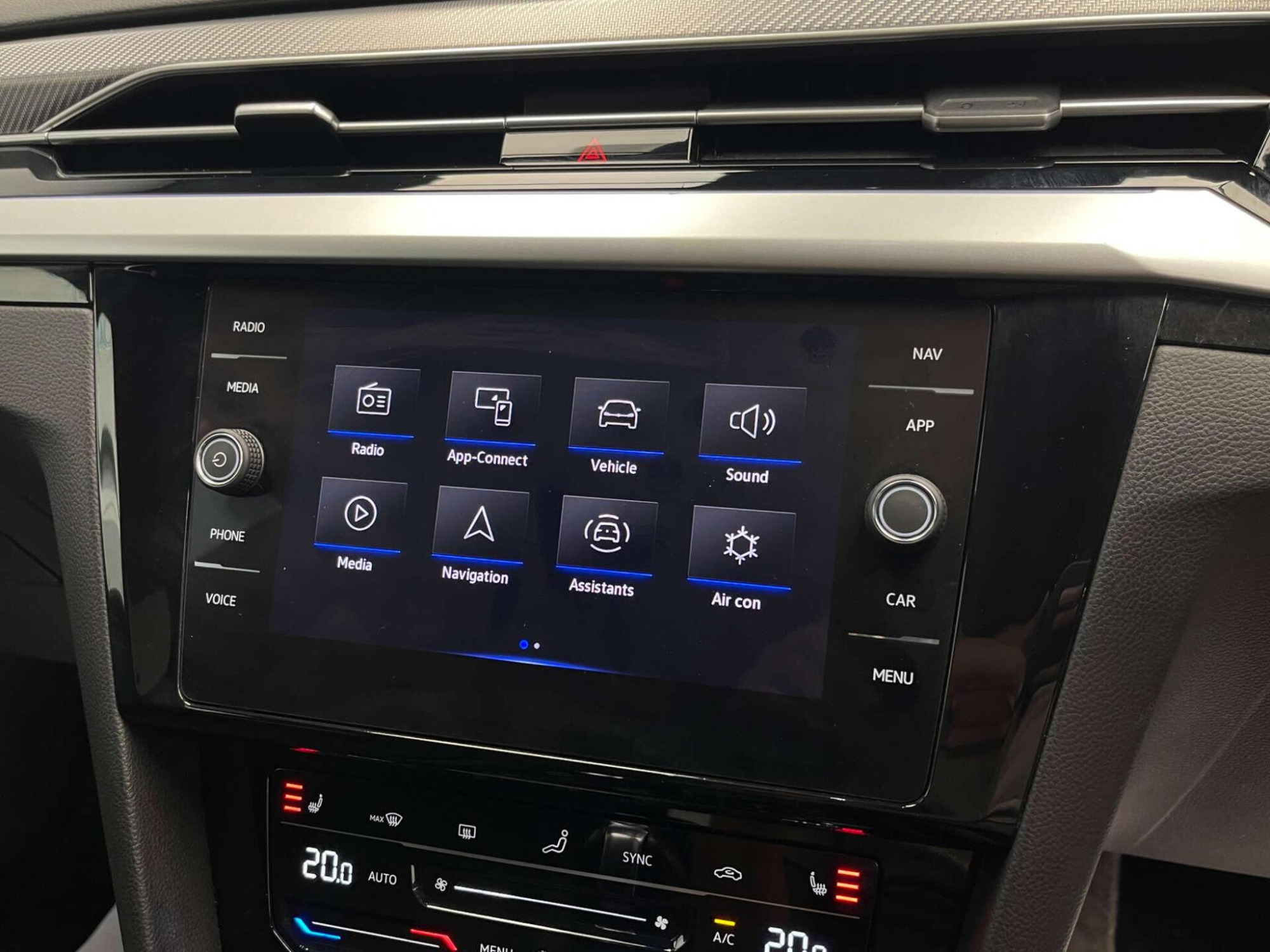 2023 Volkswagen ARTEON image 18