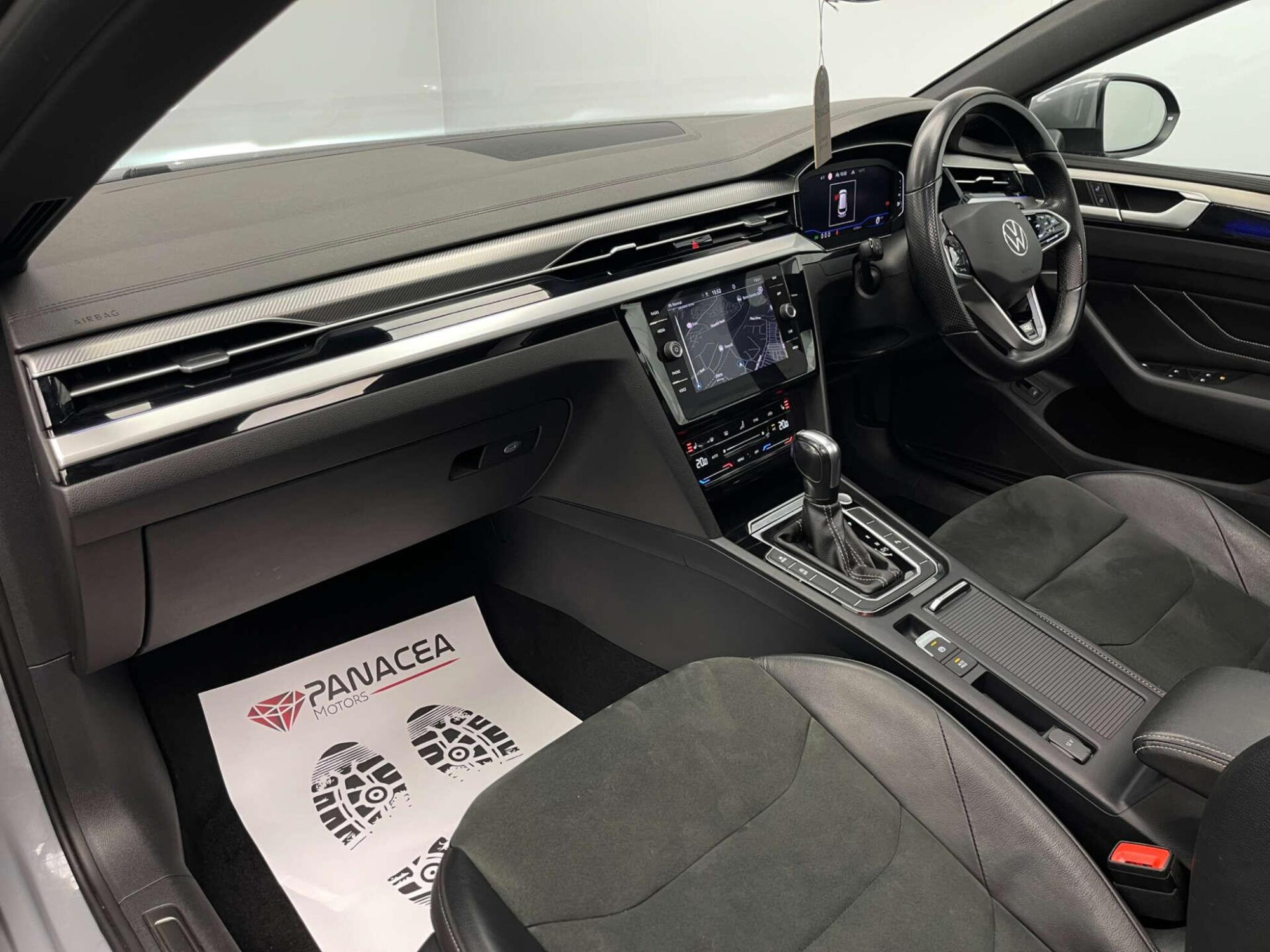2023 Volkswagen ARTEON image 32