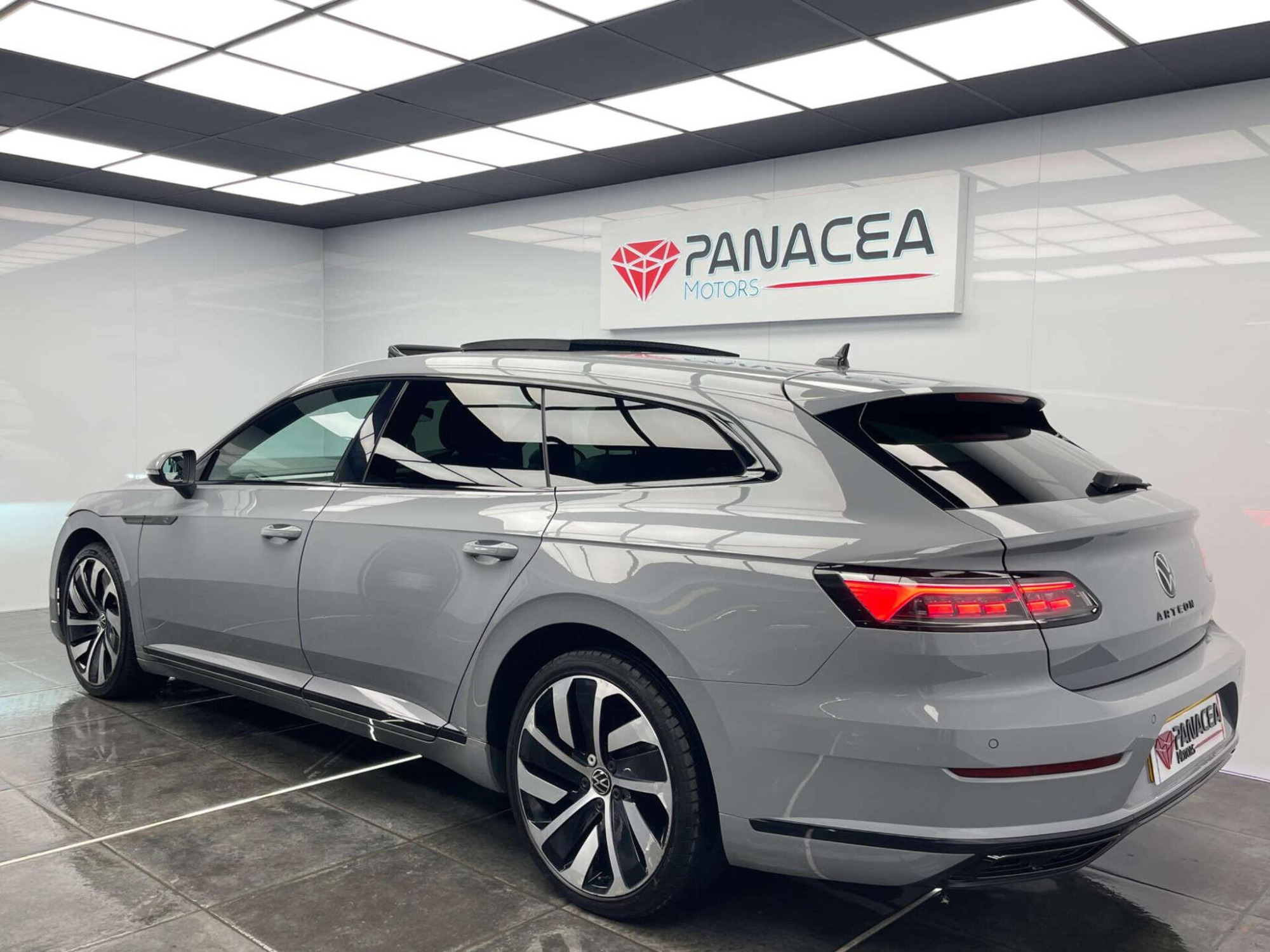 2023 Volkswagen ARTEON image 28