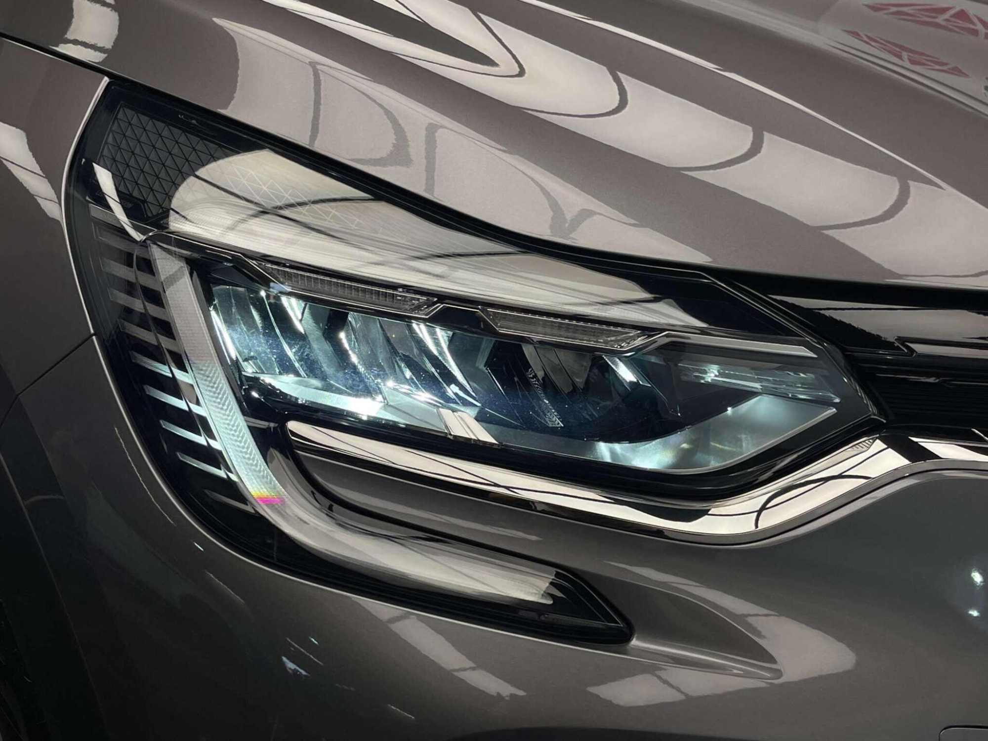 2021 Renault CAPTUR image 6