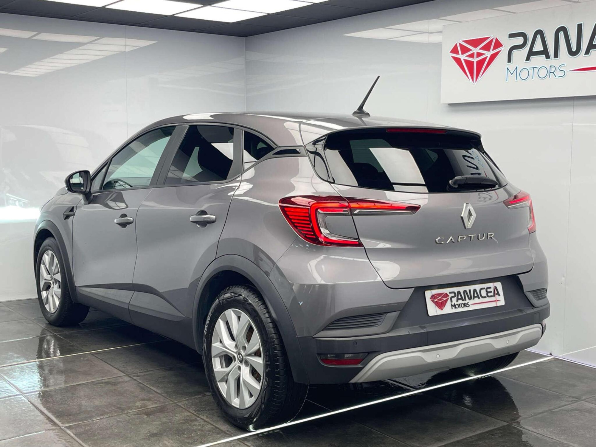 2021 Renault CAPTUR image 26