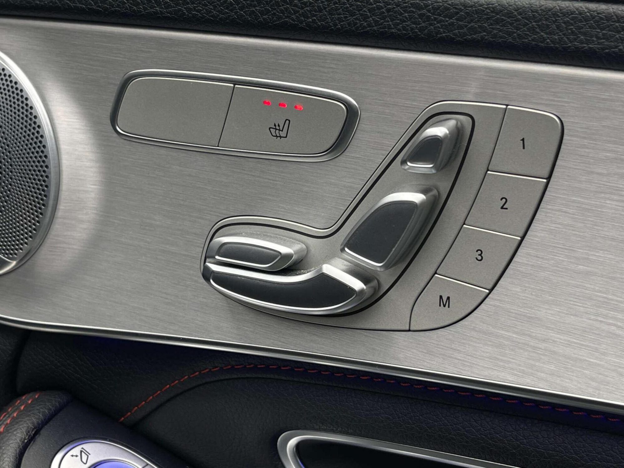 2019 Mercedes-Benz C-CLASS image 16