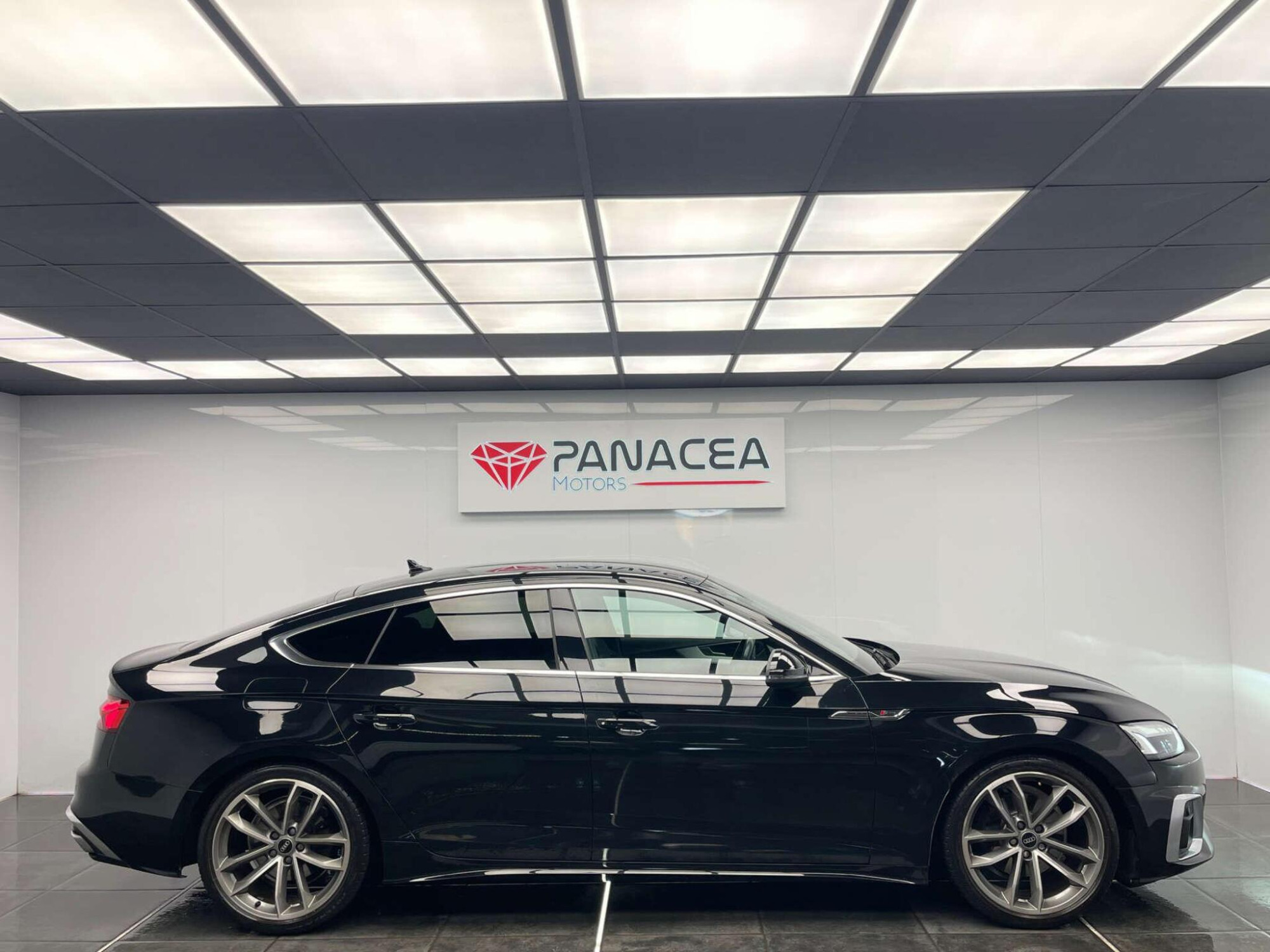 2022 Audi A5 image 2