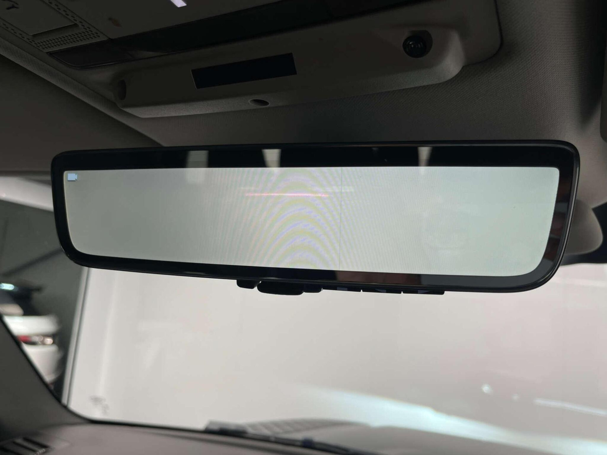 2020 Land Rover DEFENDER image 30