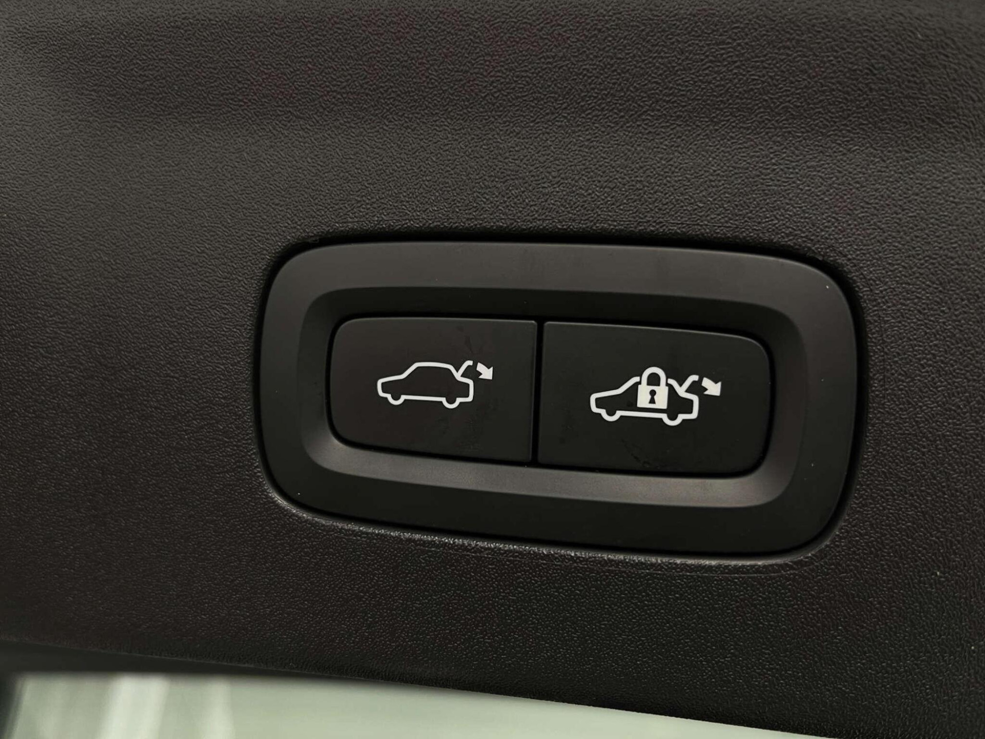 2023 Polestar 2 image 37