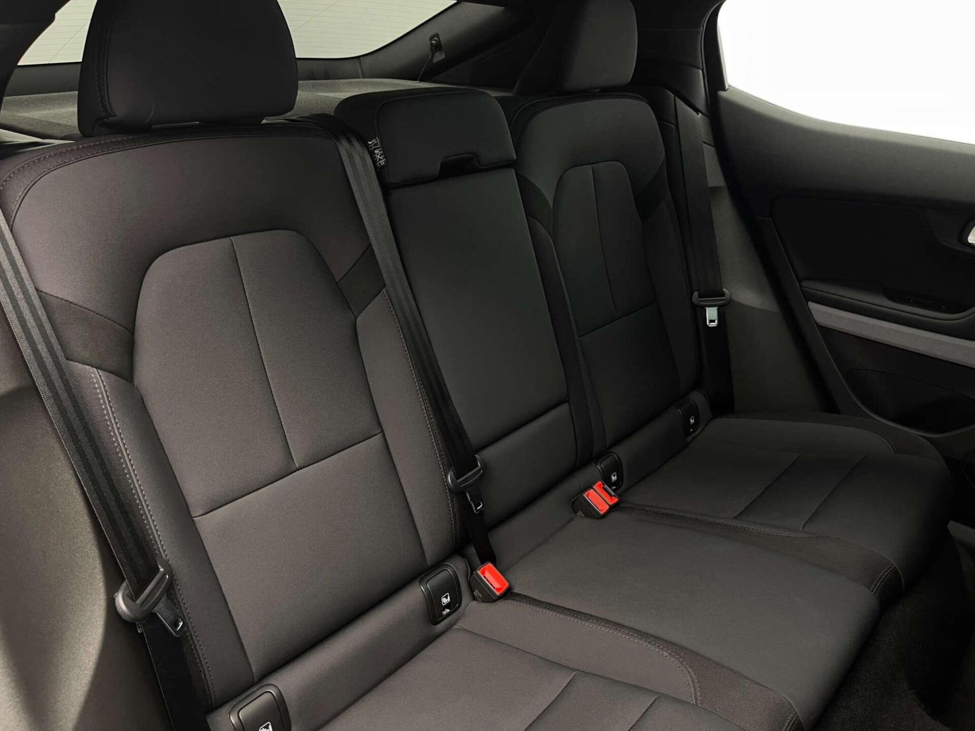2023 Polestar 2 image 25