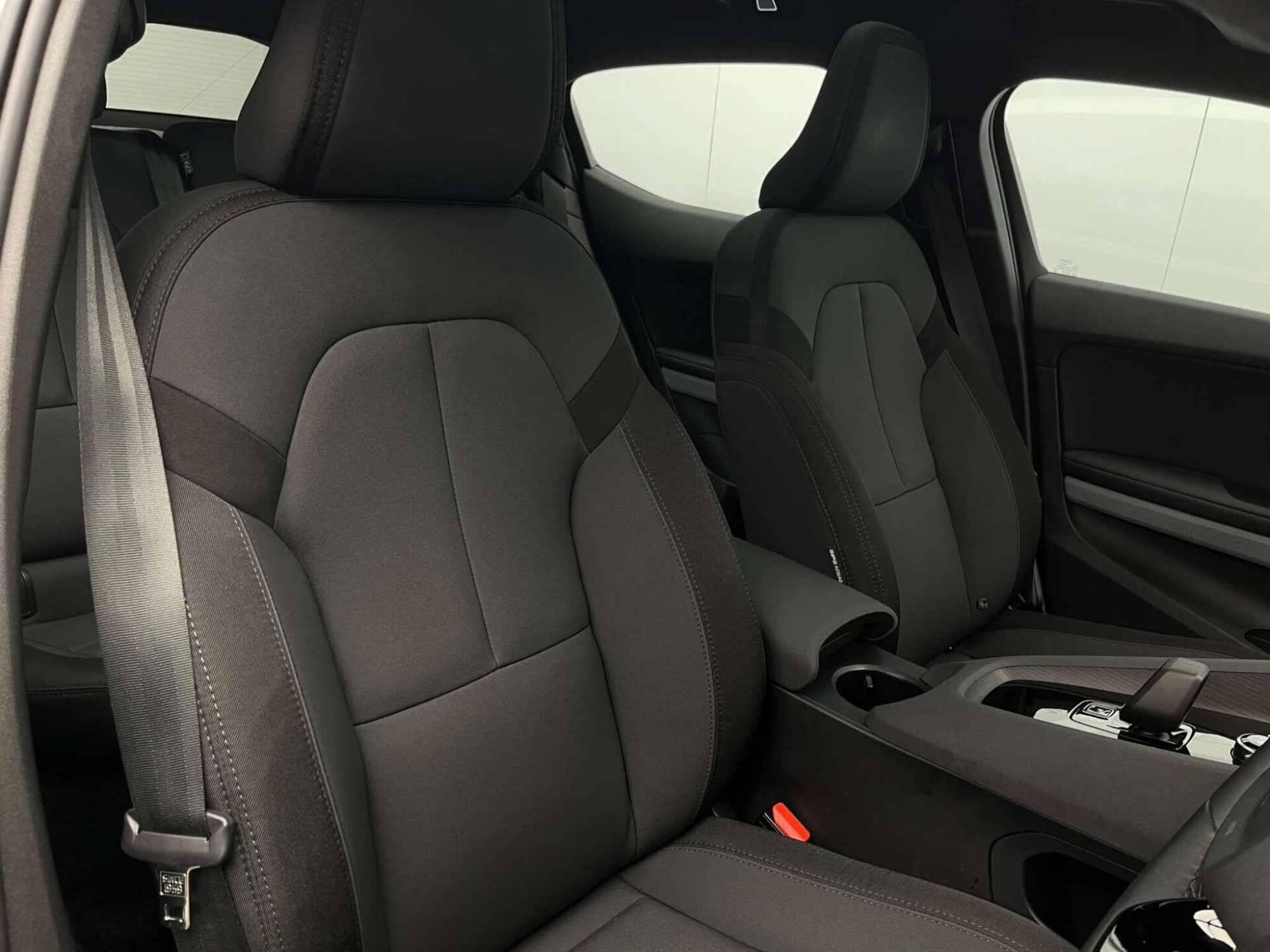 2023 Polestar 2 image 14