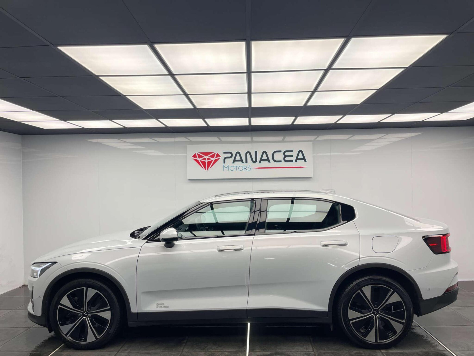 2023 Polestar 2 image 31