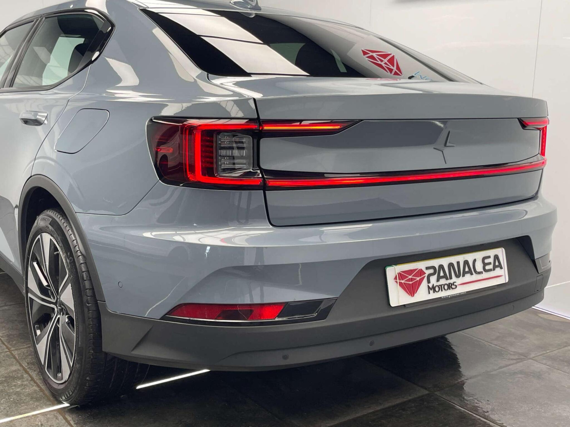 2022 Polestar 2 image 23