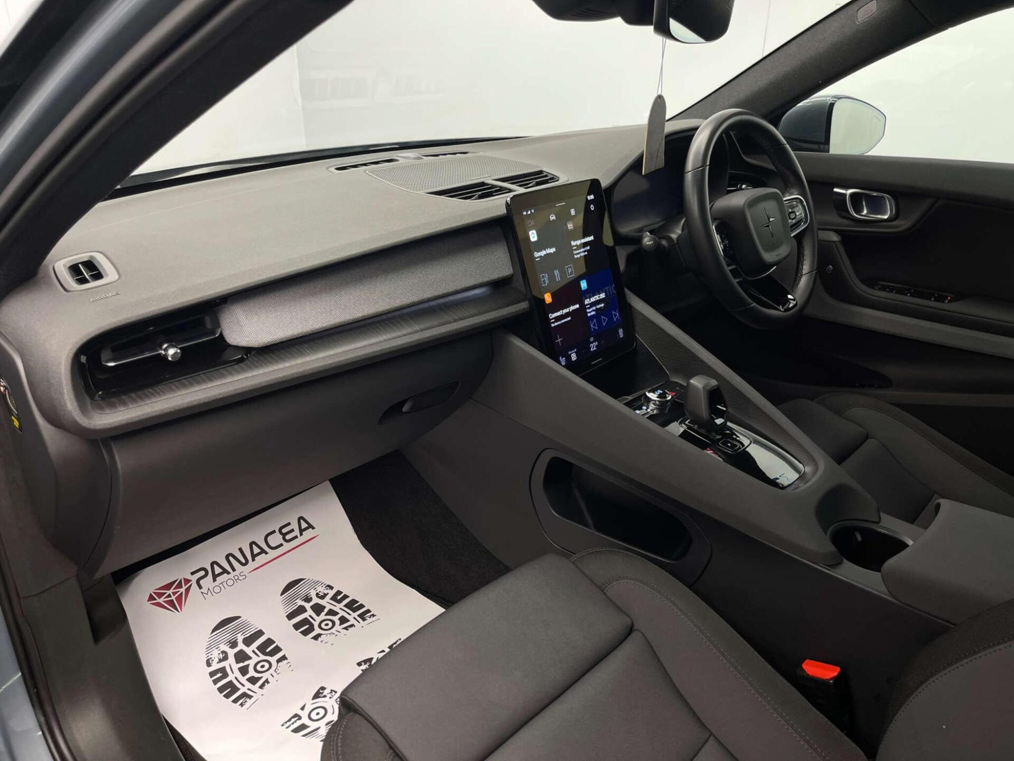 2022 Polestar 2 image 30