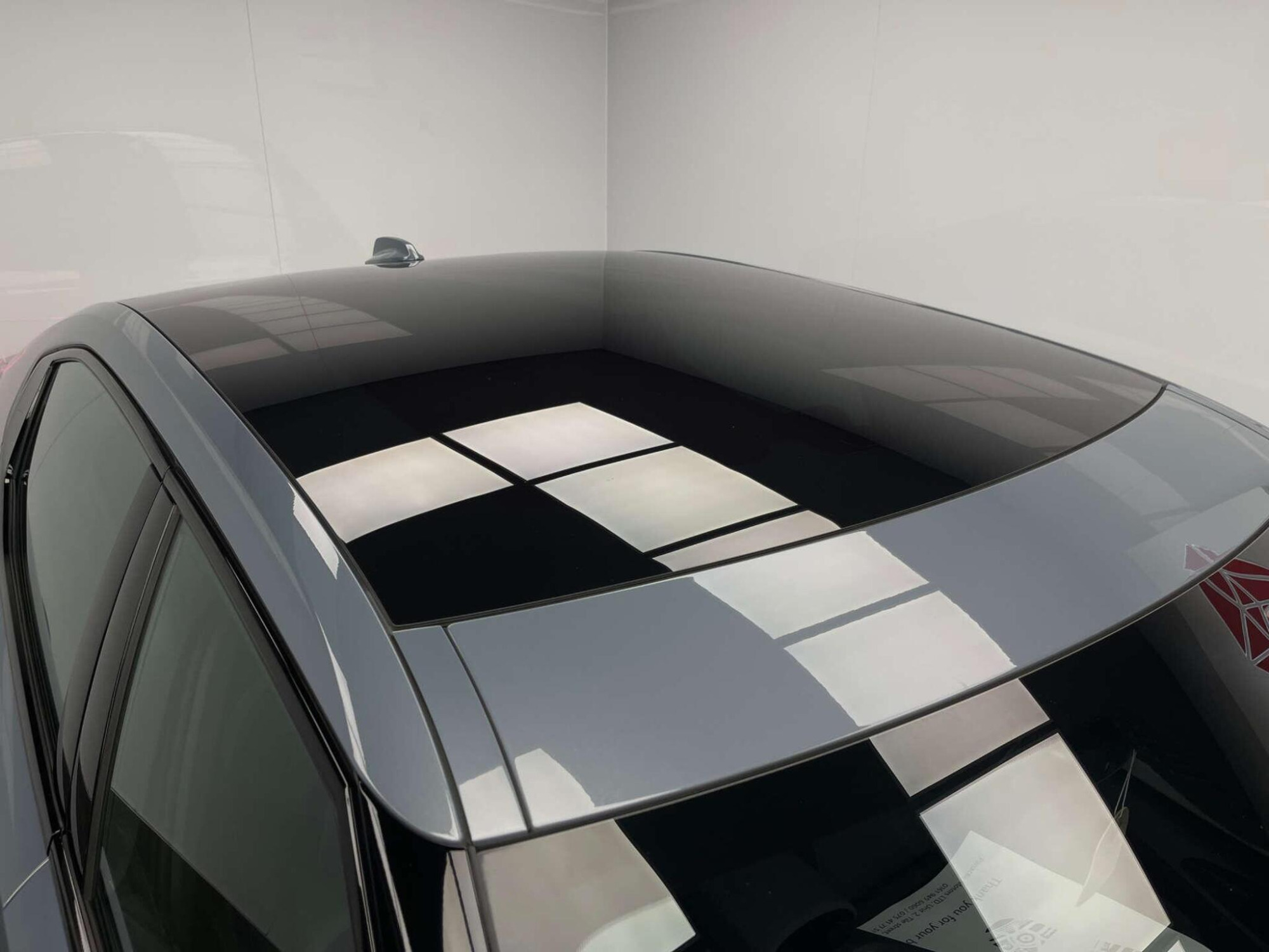 2022 Polestar 2 image 11
