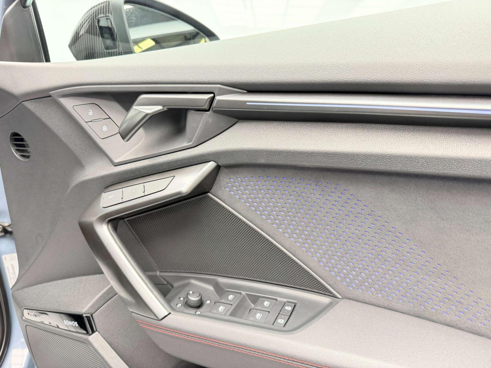 2025 Audi RS 3 image 25