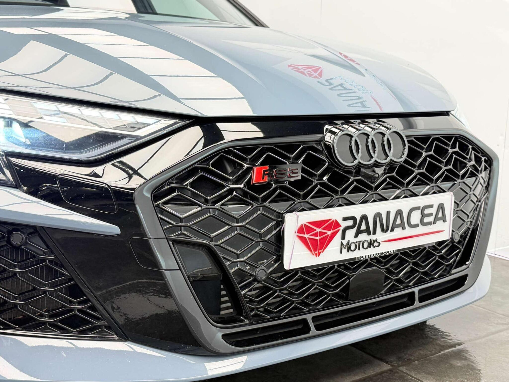 2025 Audi RS 3 image 30