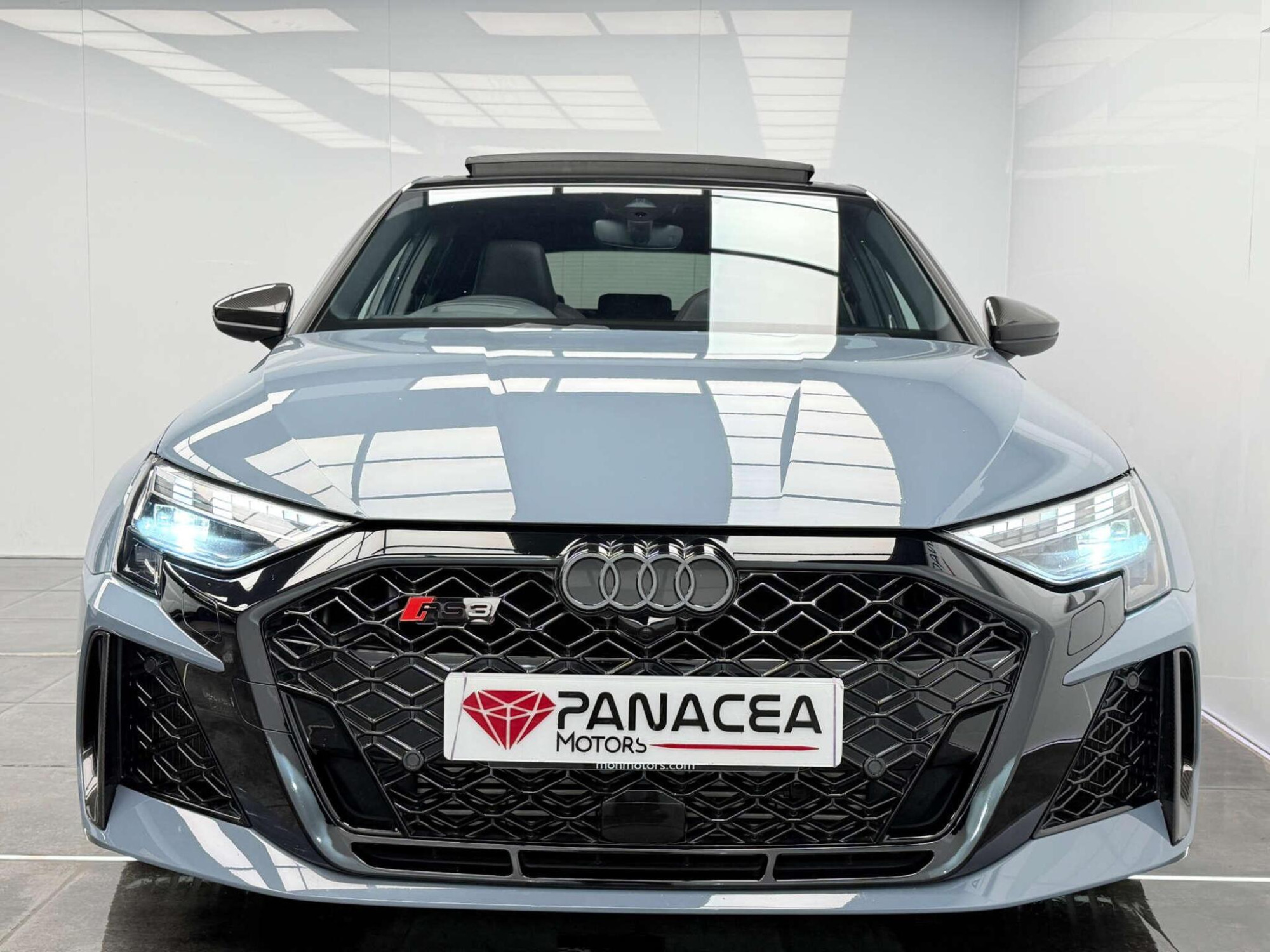 2025 Audi RS 3 image 29