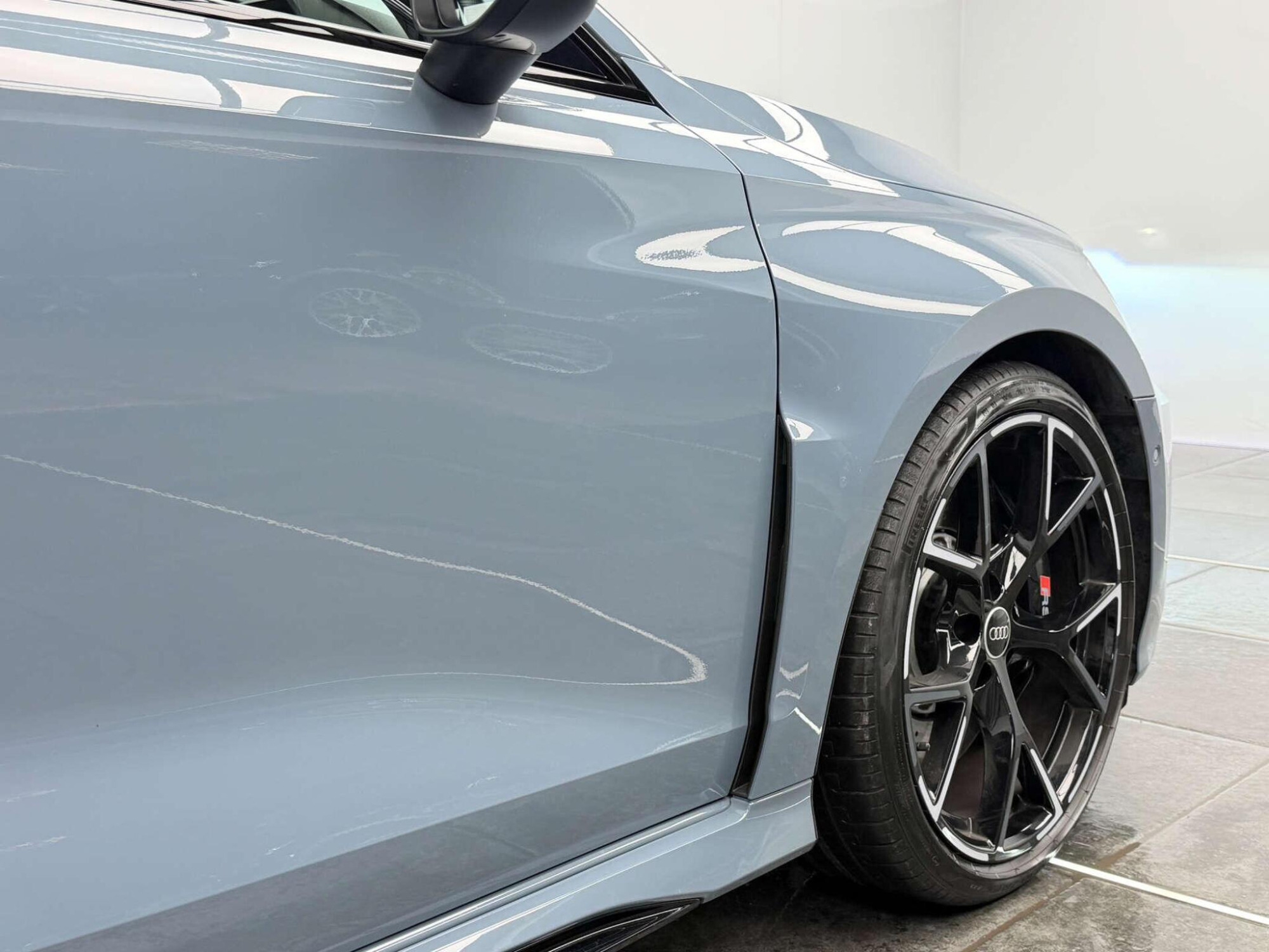 2022 Audi RS 3 image 8