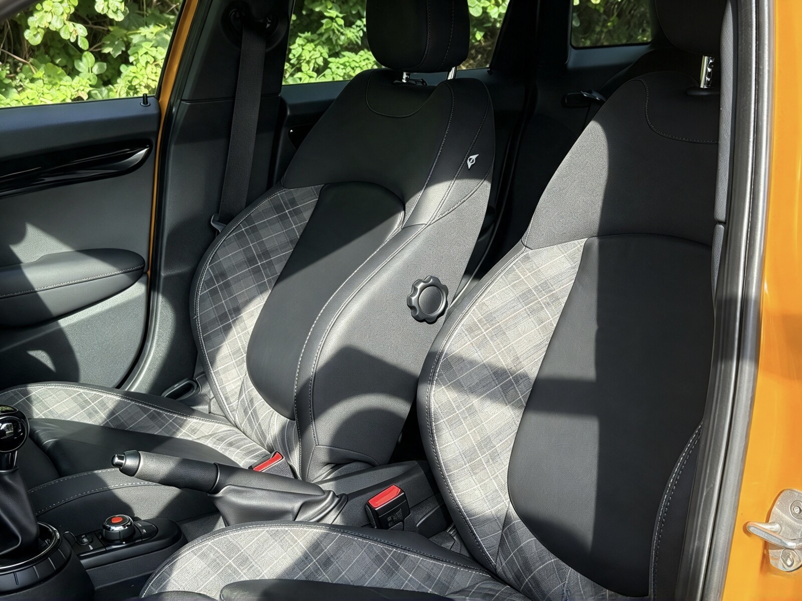 2014 Mini Cooper S image 26