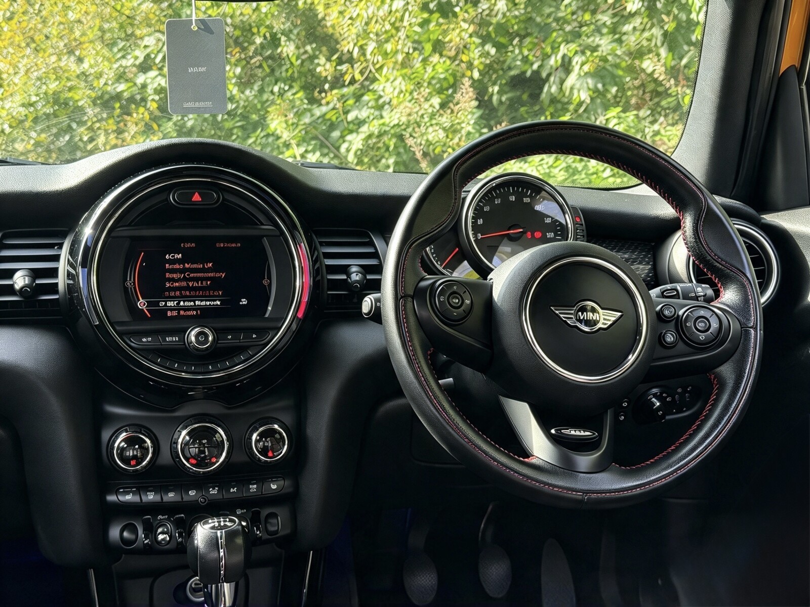 2014 Mini Cooper S image 28