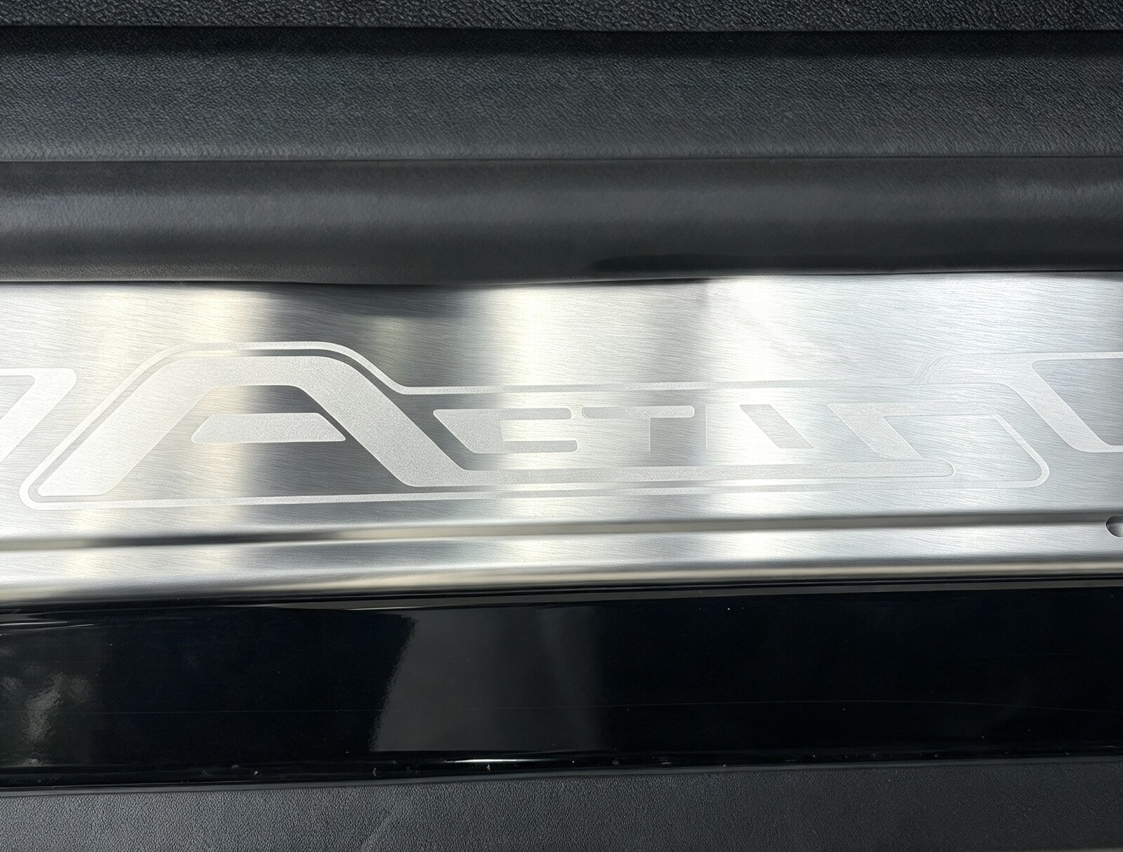 2019 Ford Fiesta active image 6