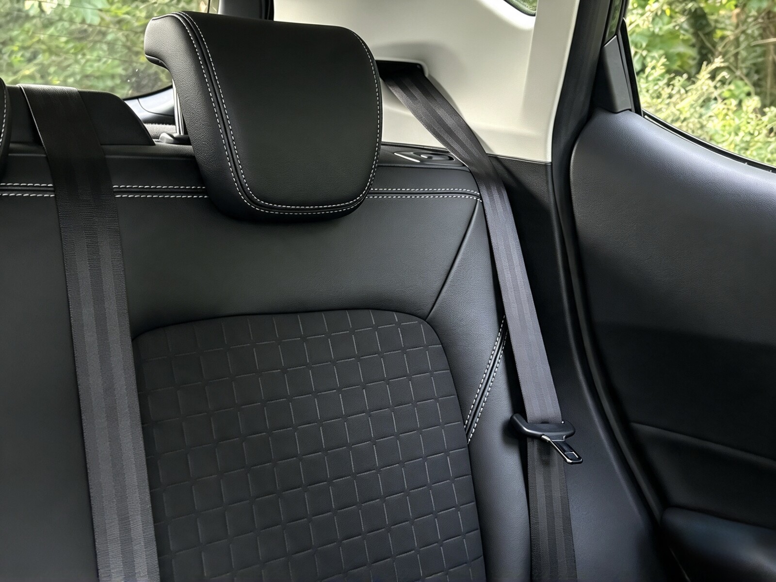 2019 Ford Fiesta active image 13