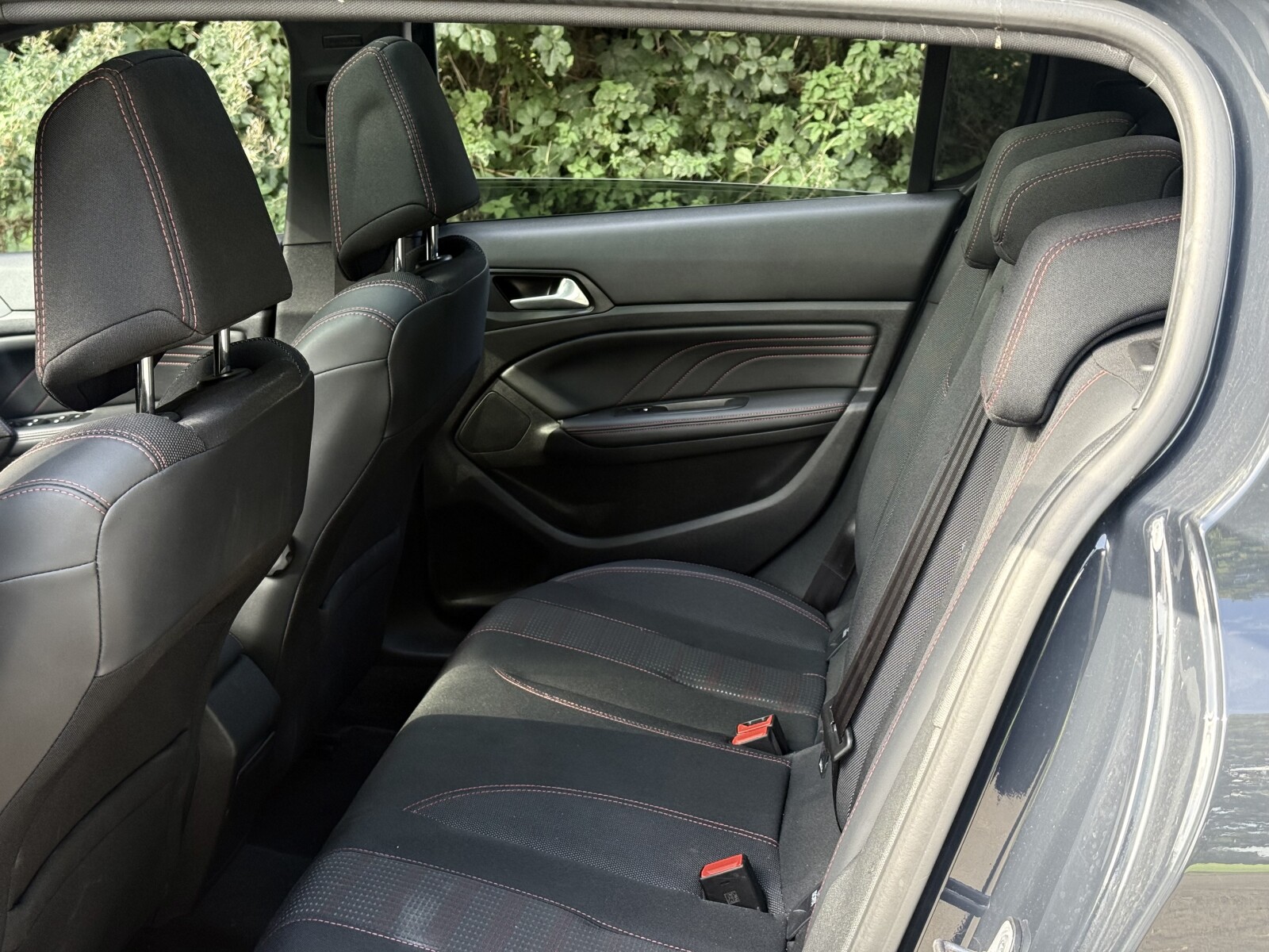 2018 Peugeot 308 image 22