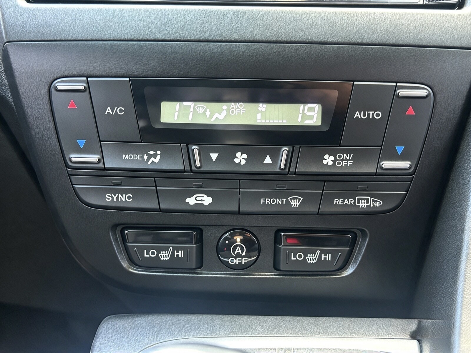 2016 Honda Civic image 11