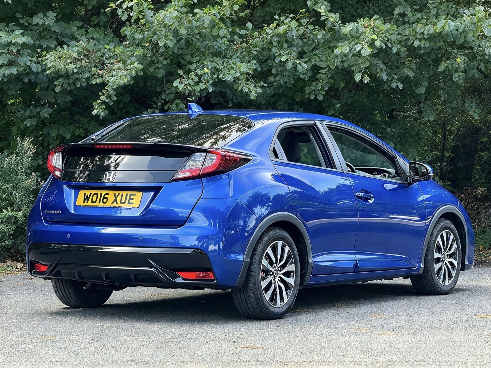 2016 Honda Civic image 18