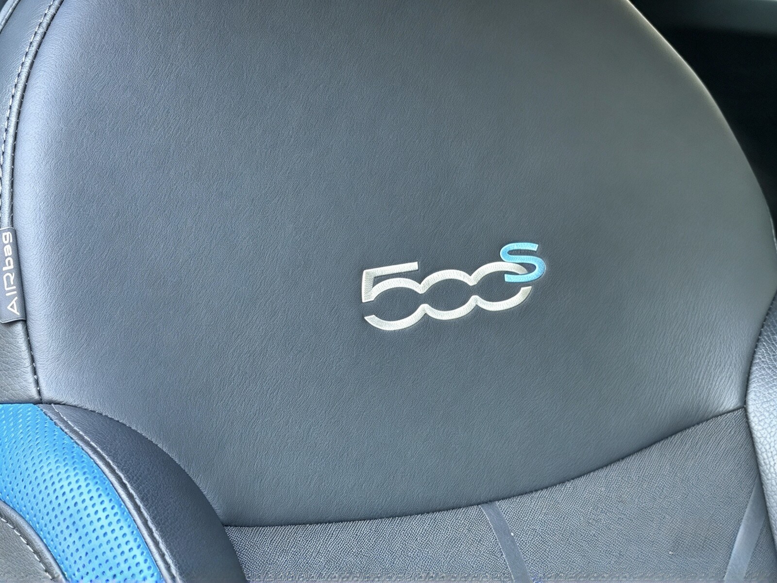2017 Fiat 500 image 6