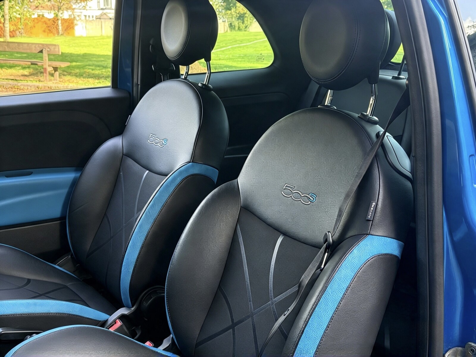 2017 Fiat 500 image 21