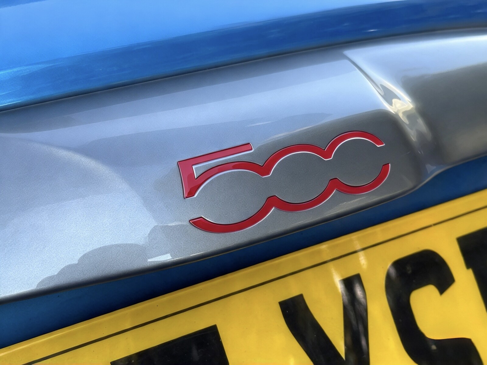 2017 Fiat 500 image 26