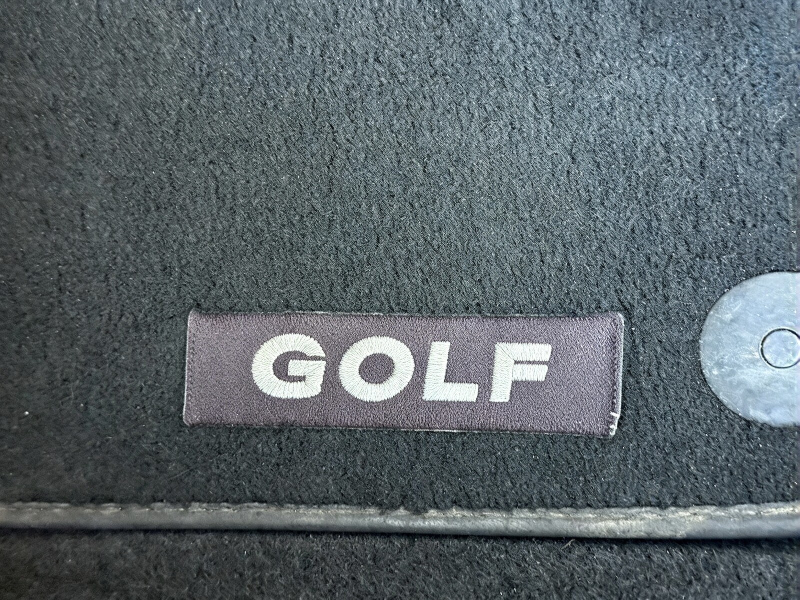 2013 Volkswagen Golf image 24