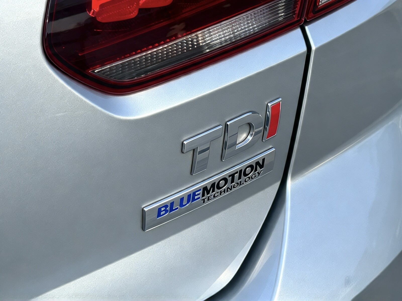2013 Volkswagen Golf image 25