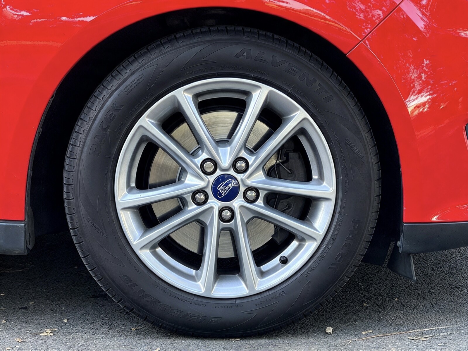 2018 Ford Grand C-Max image 4